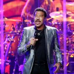 Live Review and Gallery – Lionel Richie at United Center
