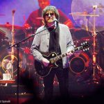 Live Review and Photo Gallery: Jeff Lynne’s ELO with Dhani Harrison at United Center