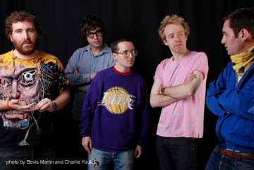 Hot Chip, Growing live!