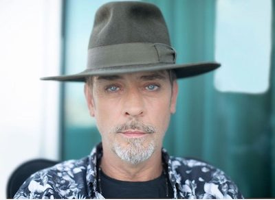 Cover Story: Peter Murphy • Return of the Lion