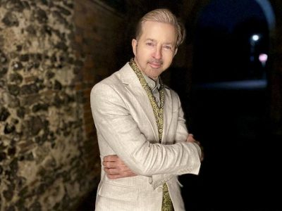 Feature: Limahl • So This is Christmas