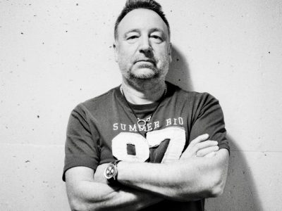 Stage Buzz: Peter Hook & the Light, Kesha, Robert Rolfe Feddersen, Corn Fest